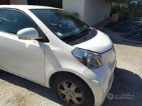 Usata Toyota iQ 98 CV (72 kW) 2011 Bianco Utilitaria