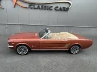 Usata Ford Mustang 203 CV (149 kW) 1966 Marrone Cabrio
