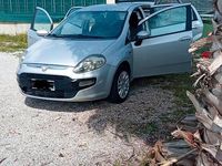 Usata Fiat Grande Punto 75 CV (55 kW) 2010 Grigio Utilitaria