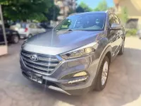 Usata Hyundai Tucson Comfort 141 CV (103 kW) 2016 Grigio SUV