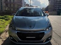 Usata Peugeot 208 75 CV (55 kW) 2017 Grigio Utilitaria