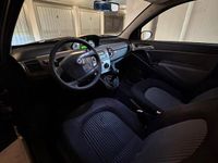 Usata Lancia Ypsilon 70 CV (51 kW) 2003 Bianco Utilitaria