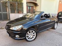 Usata Peugeot 206 CC 109 CV (80 kW) 2004 Nero Cabrio