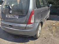 Usata Lancia Musa 69 CV (50 kW) 2010 Grigio Monovolume