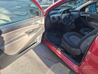 Usata Lancia Ypsilon 60 CV (44 kW) 2005 Rosso Utilitaria