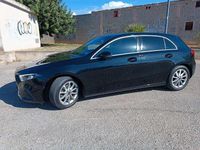 Gebraucht Mercedes A180 116 PS (85 kW) 2019 Limousine