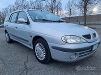 Usata Renault Mégane GrandTour 2002 Grigio Station wagon