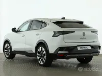 Usata Renault Rafale Techno 199 CV (146 kW) 2025 Bianco SUV