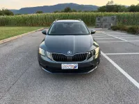 Usata Skoda Octavia Executive 116 CV (85 kW) 2018 Grigio quarzo metallizzato Station wagon