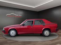 Usata Alfa Romeo 75 155 CV (114 kW) 1989 Rosso Berlina