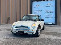 Begagnad Mini One D 88 HK (64 kW) 2005 Beige Halvkombi