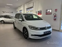 Usata VW Touran Executive 150 CV (110 kW) 2020 Bianco Monovolume