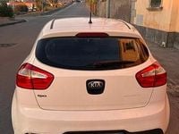 Usata Kia Rio Sport 85 CV (62 kW) 2014 Bianco Utilitaria