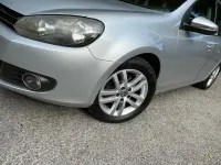 Usata VW Golf VI Highline 105 CV (77 kW) 2011 Argento Utilitaria