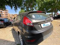 Usata Ford Fiesta Business Edition 74 CV (54 kW) 2016 Grigio Berlina
