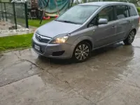 Usata Opel Zafira 125 CV (91 kW) 2011 Grigio Monovolume