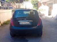 Usata Lancia Ypsilon 80 CV (58 kW) 2004 Nero Utilitaria