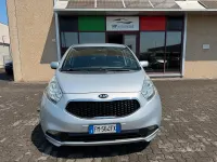 Usata Kia Venga 90 CV (66 kW) 2017 Grigio Utilitaria