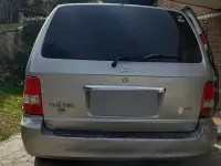 Usata Kia Carnival 185 CV (136 kW) 2006 Grigio Monovolume