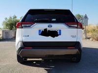 Second-hand Toyota RAV4 Hybrid Active 178 CP (130 kW) 2021 Alb SUV