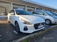 Usata Hyundai i30 GO! 99 CV (72 kW) 2018 Bianco Berlina