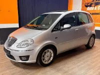 Usata Lancia Musa 120 CV (88 kW) 2011 Argento Monovolume