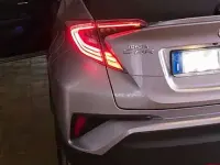 Usata Toyota C-HR Style 98 CV (72 kW) 2016 Argento SUV