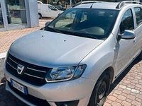 Usata Dacia Logan MCV Lauréate 90 CV (66 kW) 2016 Argento Station wagon