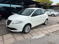 Usata Lancia Ypsilon S 95 CV (69 kW) 2013 Bianco Utilitaria