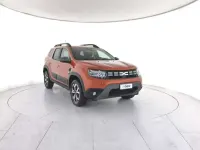 Usata Dacia Duster Journey 116 CV (85 kW) 2023 Orange arizona SUV