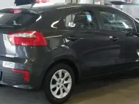 Usata Kia Rio Active 75 CV (55 kW) 2016 Grigio Utilitaria