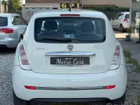 Usata Lancia Ypsilon 77 CV (56 kW) 2011 Bianco Utilitaria