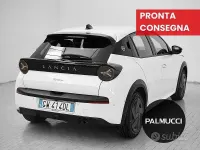 Usata Lancia Ypsilon 101 CV (74 kW) 2024 Bianco Utilitaria