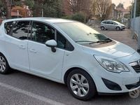 Usata Opel Meriva 75 CV (55 kW) 2011 Bianco Monovolume
