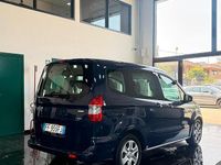 Usata Ford Tourneo Courier Titanium 100 CV (73 kW) 2016 Blu Monovolume