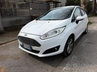Usata Ford Fiesta Titanium 95 CV (69 kW) 2016 Bianco Berlina