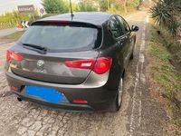 Usata Alfa Romeo Giulietta Impression 105 CV (77 kW) 2014 Argento Berlina