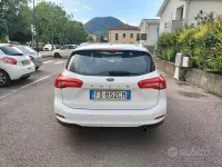 Usata Ford Focus 120 CV (88 kW) 2019 Bianco Station wagon
