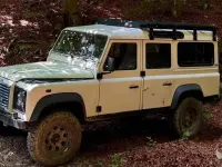 Usata Land Rover Defender SE 122 CV (89 kW) 2006 Bianco Station wagon