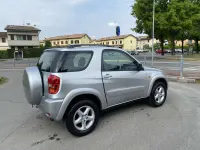 Usata Toyota RAV4 Sol 150 CV (110 kW) 2003 Argento SUV