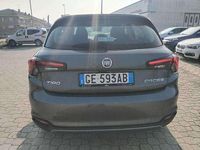 Usata Fiat Tipo Cross 100 CV (73 kW) 2021 Grigio Berlina