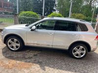 Usata VW Touareg 204 CV (150 kW) 2016 Grigio SUV