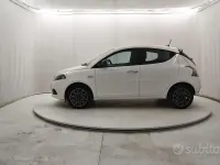 Usata Lancia Ypsilon Gold 70 CV (51 kW) 2023 Bianco Utilitaria