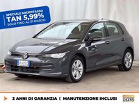 Usata VW Golf VIII Life 116 CV (85 kW) 2025 Grigio Berlina