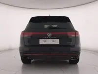 Usata VW Touareg Elegance 381 CV (280 kW) 2023 Nero SUV