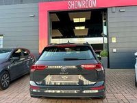 Usata VW Golf VIII Life 131 CV (96 kW) 2021 Grigio Station wagon