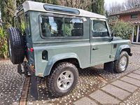 Usata Land Rover Defender S 122 CV (89 kW) 2007 Verde Station wagon