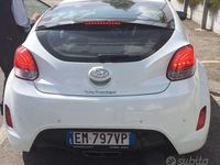 Usata Hyundai Veloster 140 CV (102 kW) 2012 Bianco Utilitaria