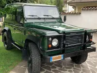 Usata Land Rover Defender 109 CV (80 kW) 2001 Verde SUV