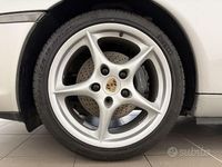 Usata Porsche 911 Carrera 320 CV (235 kW) 2002 Grigio Coupé